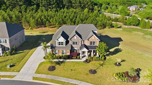 1020 Liggets Dr, Matthews, NC, 28104-4234 | Card Image