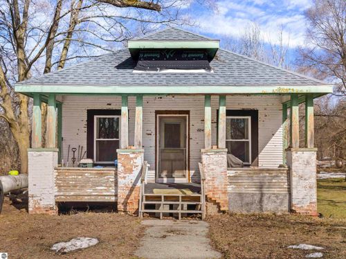 18846 Maple St, Copemish, MI, 49625-9531 | Card Image