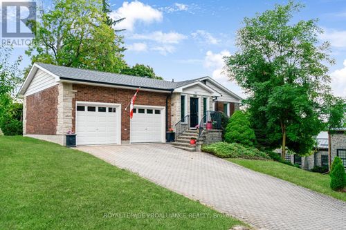 10 Cliffside Cres, Brockville, ON, K6V3A1 | Card Image