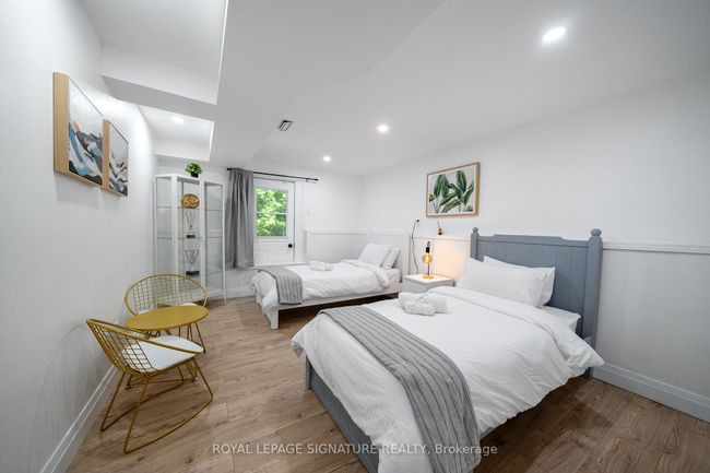 20 Hillview Cres, House other with 6 bedrooms, 5 bathrooms and 8 parking in Midhurst ON | Image 18