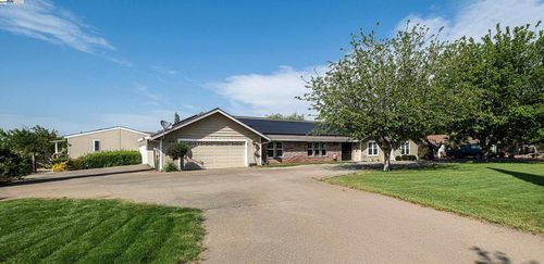 7737 7737 Stearman Rd, Tracy, CA, 95377 | Card Image