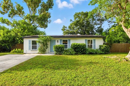8577 Lantana Dr, SEMINOLE, FL, 33777-3518 | Card Image