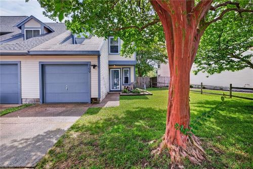 709 Hecate Dr, Virginia Beach, VA, 23454-6827 | Card Image