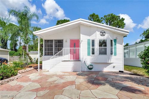 1031 Crystal Lake Dr, NAPLES, FL, 34120 | Card Image