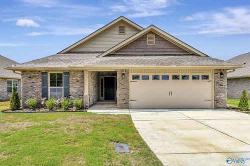 211 Rim Rock Circle, Huntsville, AL, 35810 | Card Image