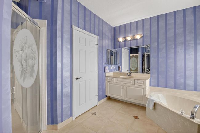 8688 Via Avellino, House other with 3 bedrooms, 3 bathrooms and null parking in Lake Worth FL | Image 31