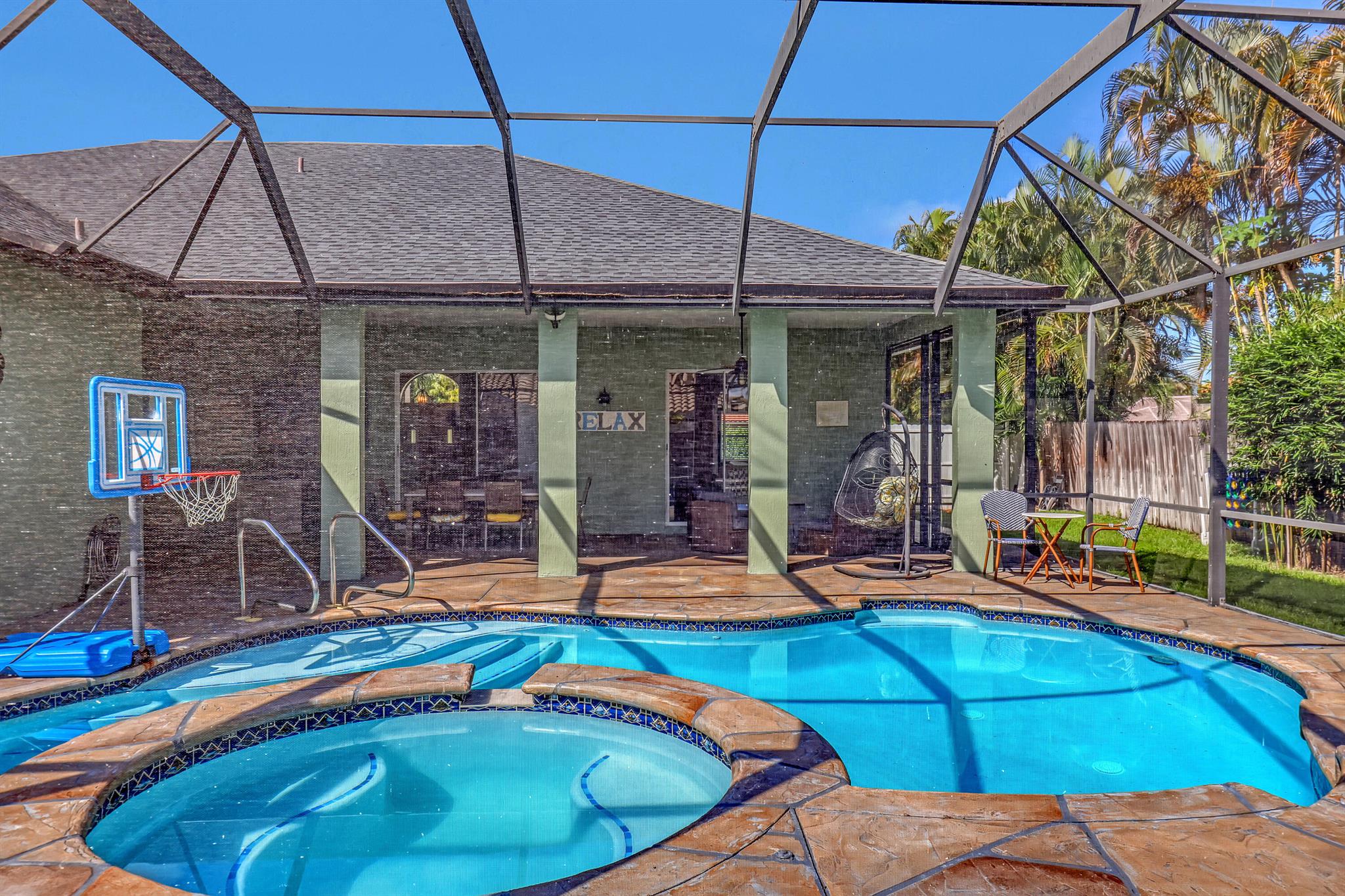Wiltshire Village Dr, Wellington, FL 33414