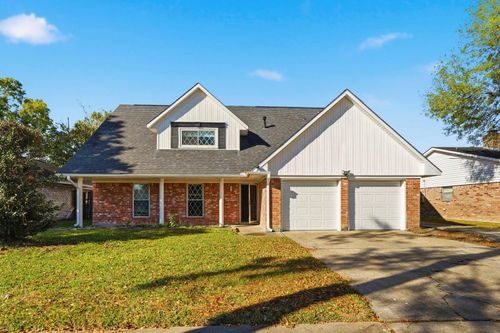 2518 Henderson Ln, Deer Park, TX, 77536-4808 | Card Image