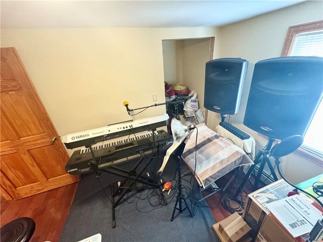 50 Washington Ave, House other with 3 bedrooms, 2 bathrooms and 4 parking in Riverside RI | Image 25