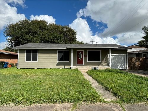 4801 Andover Dr, Corpus Christi, TX, 78411-2613 | Card Image