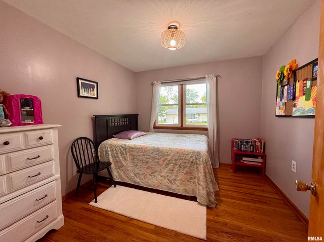 940 Memorial Dr, House other with 3 bedrooms, 2 bathrooms and null parking in Macomb IL | Image 16