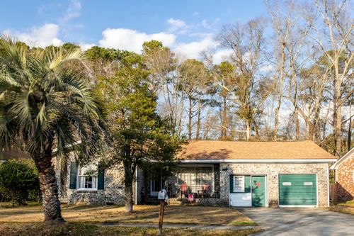 8020 Nantuckett Ave, North Charleston, SC, 29420-8950 | Card Image