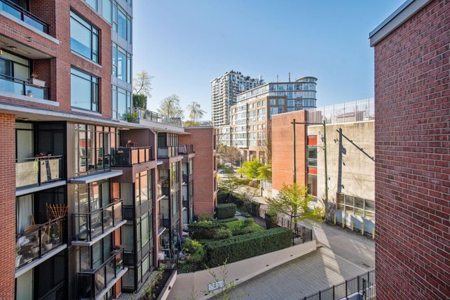 402 - 2321 Scotia Street, Condo with 1 bedrooms, 1 bathrooms and 1 parking in Vancouver BC | Image 19