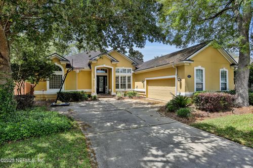 8000 Hampton Park Blvd E, Jacksonville, FL, 32256-2944 | Card Image