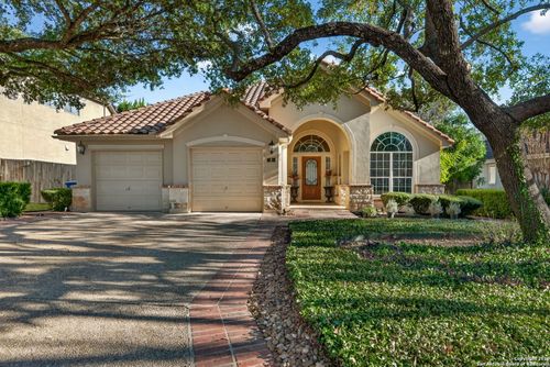 8 Orsinger Fld, San Antonio, TX, 78230-1582 | Card Image
