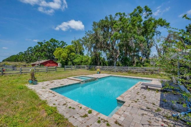 11015 S County Road 39, House other with 4 bedrooms, 2 bathrooms and null parking in Lithia FL | Image 34