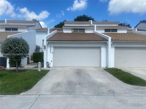 7022 Edgemere Ter, Palm Beach Gardens, FL, 33410 | Card Image