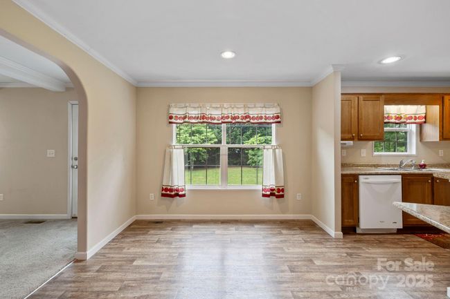 Breakfast nook | Image 4