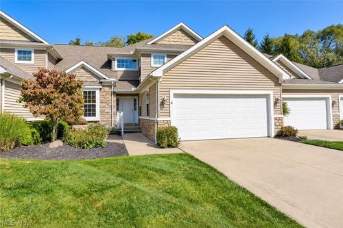 29433 Hummingbird Cir, Westlake, OH, 44145-5288 | Card Image