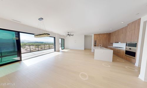 e2015-19355 N 73rd Way, Scottsdale, AZ, 85255-0231 | Card Image