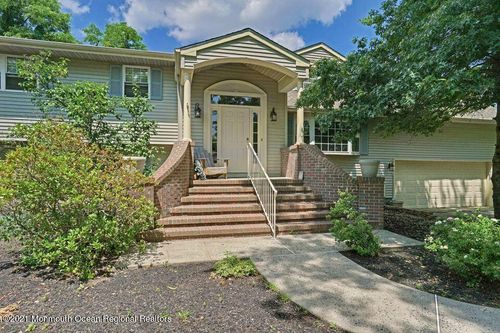 5 Arlene Dr, West Long Branch, NJ, 07764-1001 | Card Image