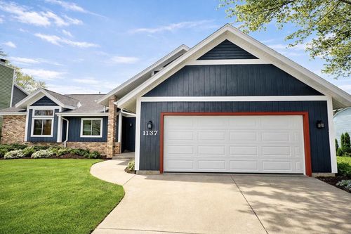 1137 Bayberry Drive, Watertown, WI, 53098 | Card Image