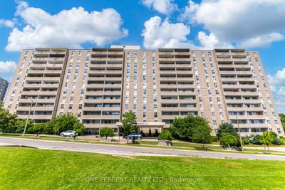 1106 - 2 Glamorgan Ave, Condo with 1 bedrooms, 1 bathrooms and 1 parking in Scarborough ON | Image 2