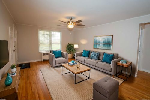 unit-a-50 Mencel Cir, Bridgeport, CT, 06610-1508 | Card Image
