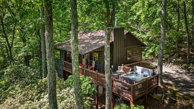 152 Broken Arrow Path, Home with 2 bedrooms, 2 bathrooms and null parking in Cherry Log GA | Image 24