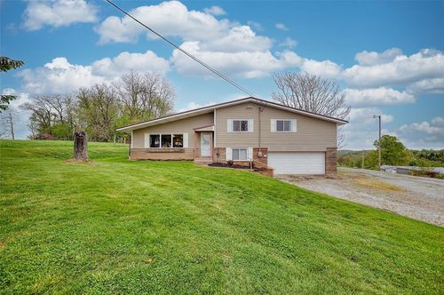 4218 Henderson Rd, Hickory, PA, 15340-1436 | Card Image