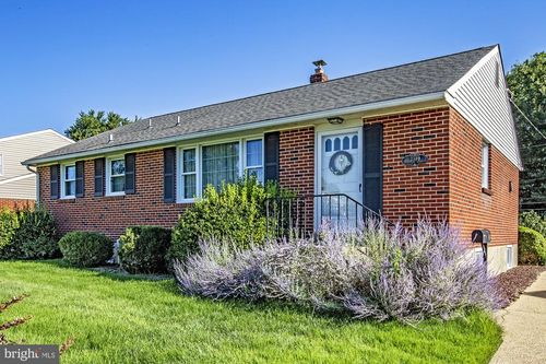 2389 Dombey Rd, WILMINGTON, DE, 19808-4219 | Card Image
