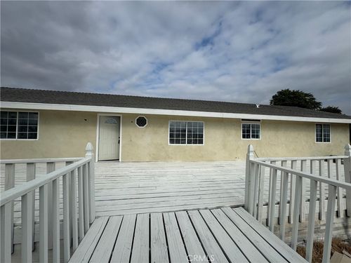 6475 Stover Ave, Riverside, CA, 92505-2041 | Card Image