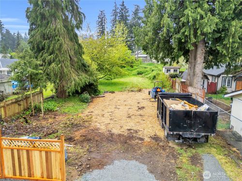 a-7822 Beverly Blvd, Everett, WA, 98203-6713 | Card Image