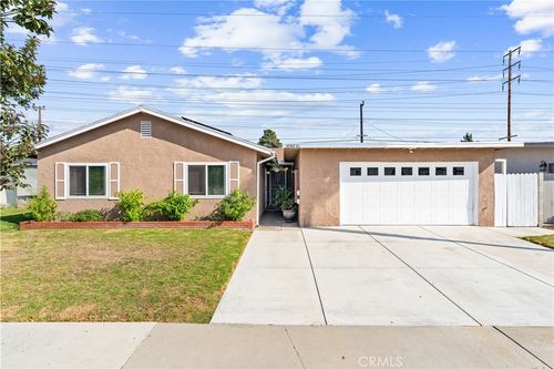 16582 Lucia Ln, Huntington Beach, CA, 92647-5035 | Card Image