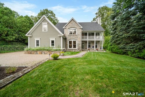 19 Christopher Ln, Norwalk, CT, 06851-3311 | Card Image