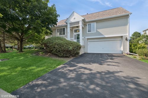 10 Cherbourg Ct, Wheeling, IL, 60090-6773 | Card Image