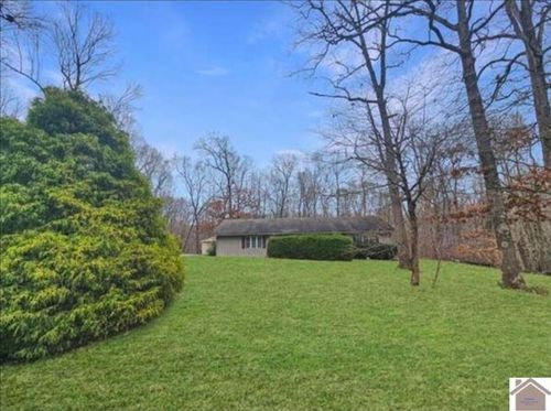 823 Sunset Dr, Benton, KY, 42025-5351 | Card Image