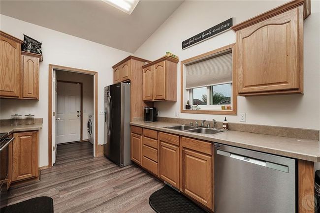 3863 Avenue D, Townhouse with 3 bedrooms, 3 bathrooms and null parking in Billings MT | Image 11