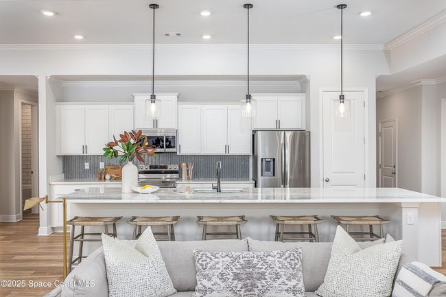 Model home - actual features may vary. | Image 7