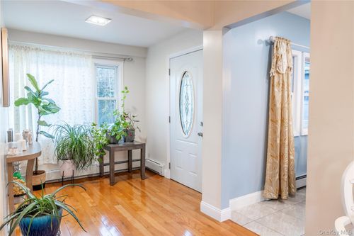 283 Chestnut St, Liberty, NY, 12754-1622 | Card Image