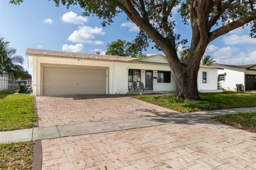 3890 Nw 4th Ct, Coconut Creek, FL, 33066-1804 | Card Image
