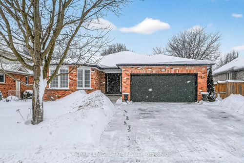 90 Kortright Rd E, Guelph, ON, N1G4N8 | Card Image