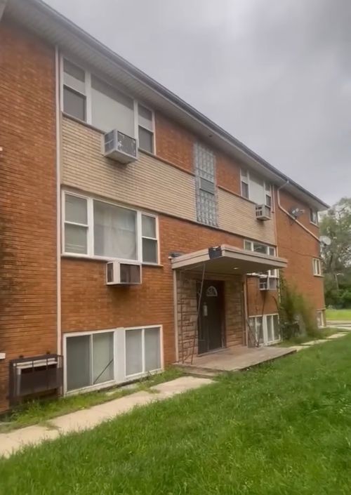 14915 Washington Avenue, Harvey, IL, 60426 | Card Image