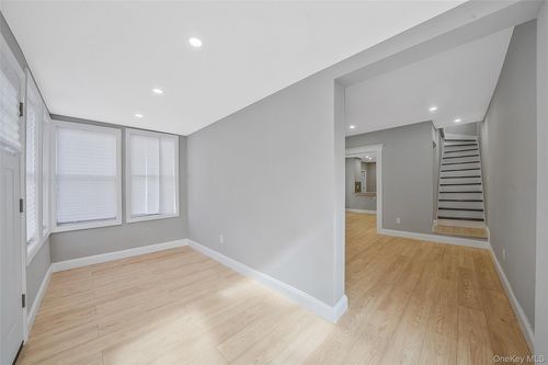 101-47 131st St, South Richmond Hill, NY, 11419-2346 | Card Image