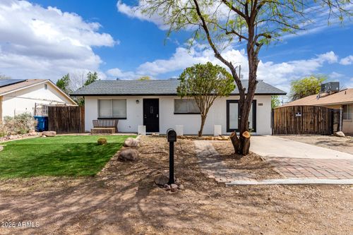 1985 S Plaza Dr, Apache Junction, AZ, 85120-7550 | Card Image