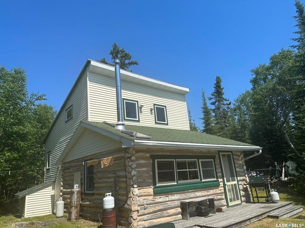 Residential in Lac La Ronge Provincial Park 4