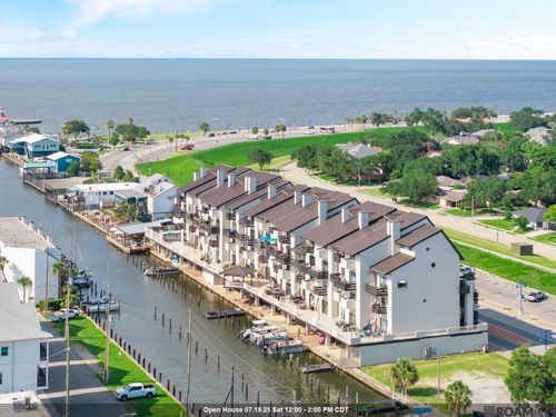 apt-2-7300 Lakeshore Dr, New Orleans, LA, 70124-2461 | Card Image