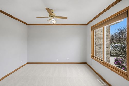 4807 Clearwater Ln, Naperville, IL, 60564-5397 | Card Image