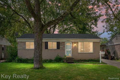 9468 Washington St, Romulus, MI, 48174-1547 | Card Image
