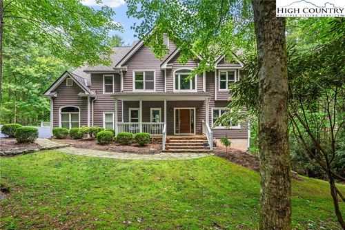255 High Ridge Ln, Blowing Rock, NC, 28605-9031 | Card Image